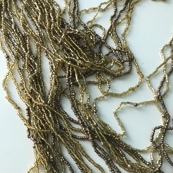 Gold beads necklace - Picture 4 of 6